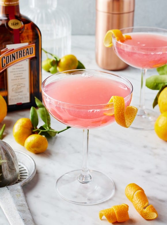 Cheers to Easter: 10 Vibrant Cocktails for Festive Feasting